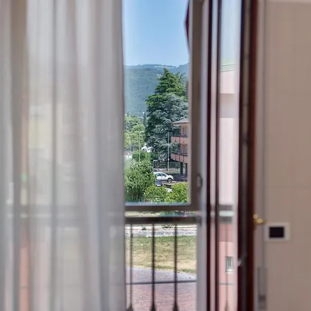 Casa Sandrina Tra Montagna E * Caprino Veronese